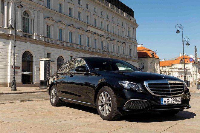 Luxury Warsaw Chopin Airport Transfer by private Limousine - Inside the Mercedes during the 20 to 30 minute ride