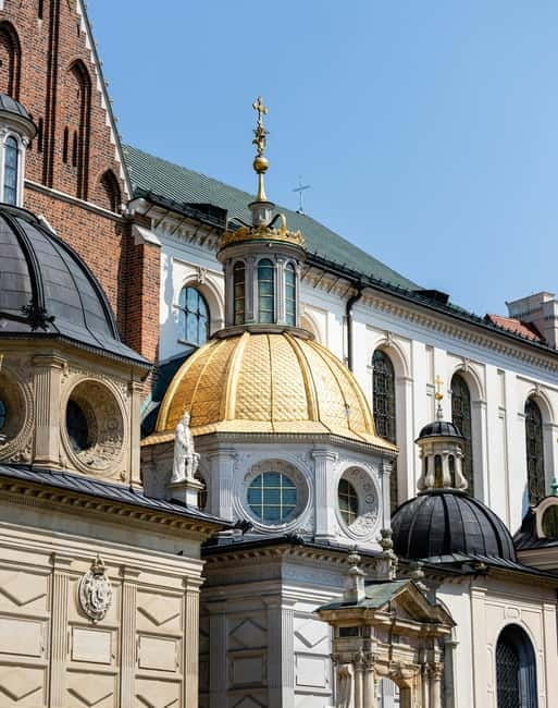 Mysterious Wawel Cathedral and Wawel Courtyard Guided Tour - Key points to know before booking