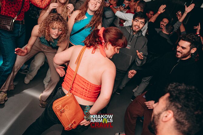 New Year's Eve Pub Crawl With 2 Hour Unlimited Alcohol + VIP Entry To Best Clubs - The first two hours at Diva Music Club