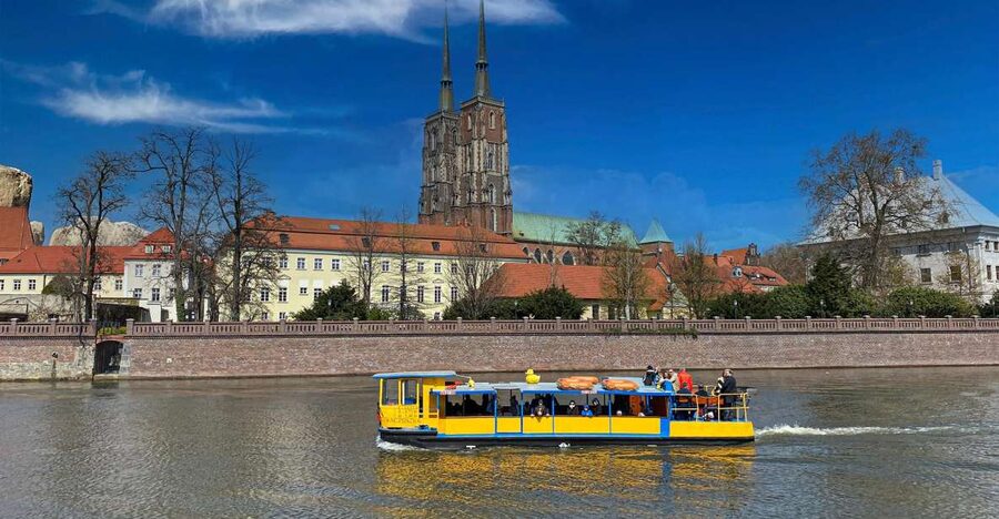 Oder river cruise and walking tour of Wroclaw - The Oder cruise and Wroclaw from the water
