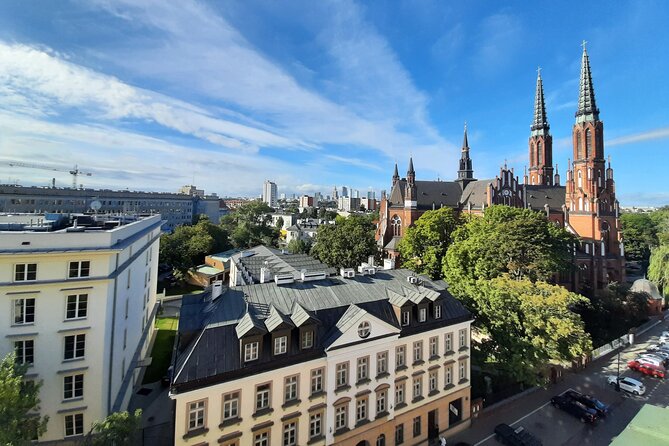 Offbeat Warsaw: Explore the Edgy & Artsy Praga District - The Konopacki residence and the story of the neighborhood