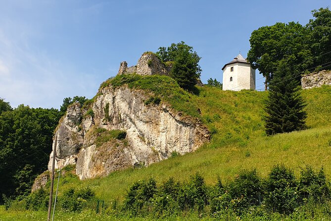 Ojców National Park and Ogrodzieniec Castle Tour from Krakow - Timing, transport, and the real value of $143.39