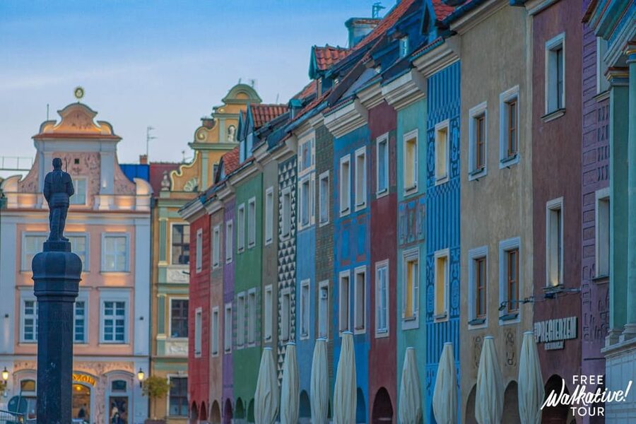 Old Town Poznan: Guided Walking Tour in English - Starting at Plac Wolności beside the fountain