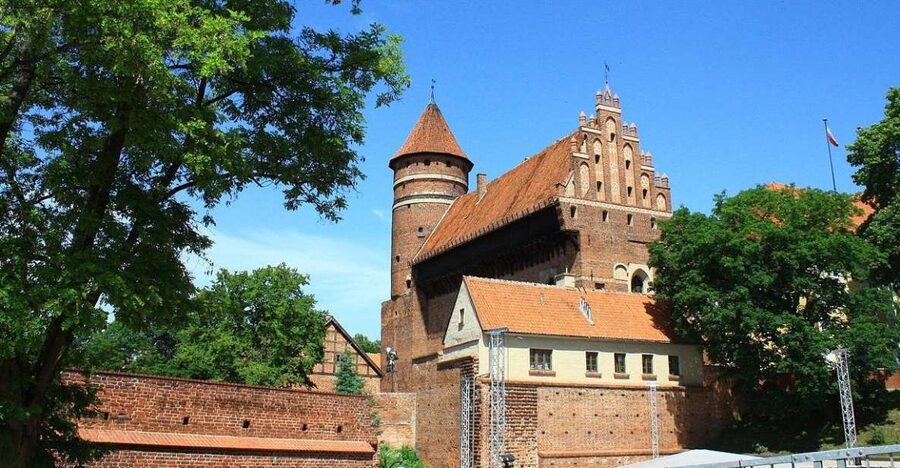 Olsztyn Old Town Highlights Private Walking Tour - St. John Nepomuk Bridge and the quiet edge of Long Lake