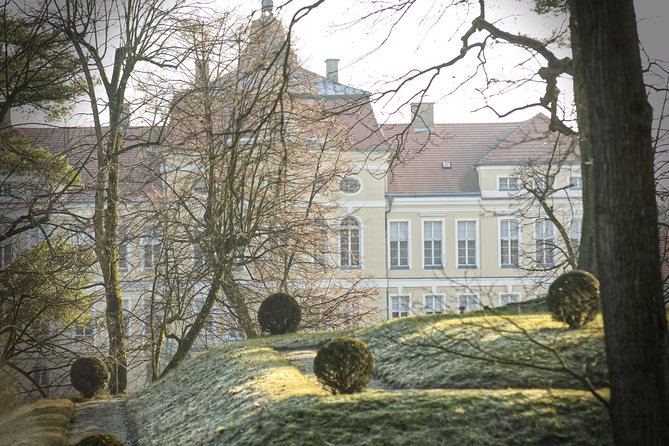 Palace, Castle and Ancient Oaks - Rogalin and Kórnik guided tour from Poznan - Why Rogalin makes a fine first stop