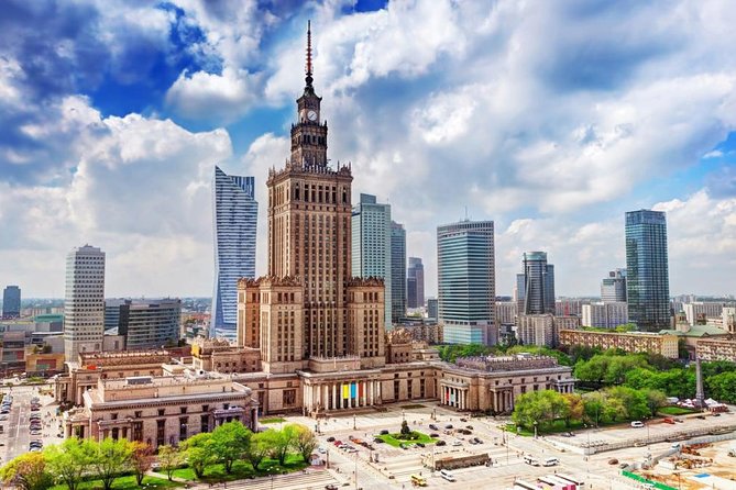 Palace of Culture & Science + Warsaw Uprising Museum: SMALL GROUP /inc. Pick-up/ - Why this pairing works so well in Warsaw