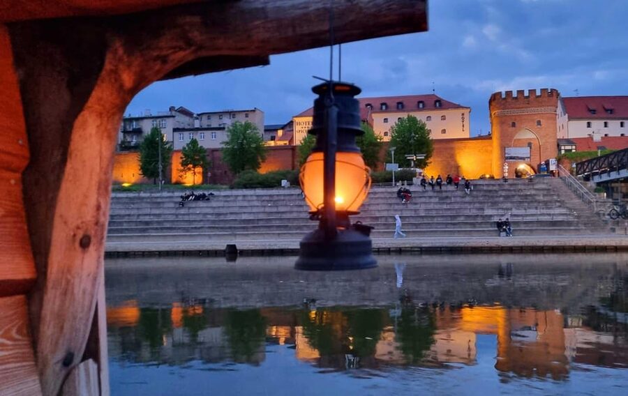 Panorama of Toruń - 30-minute cruise - The guide and the tone of the ride