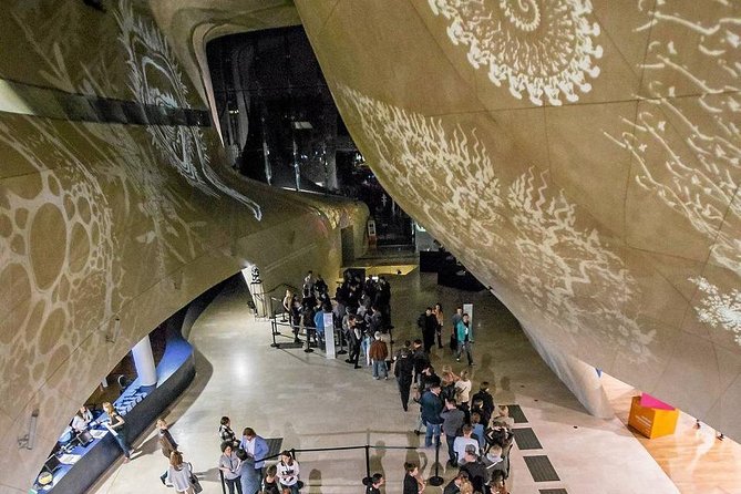 POLIN Museum of the History of Polish Jews : SMALL GROUP /inc. Pick-up/ - What the pickup service adds