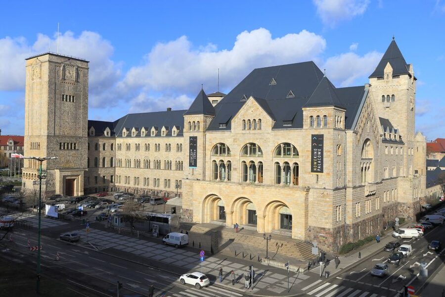 Poznan: Old Town, Srodka District, & Cathedral Private Tour - How much value do you get for $44?