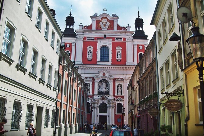 Private 3-hour Poznan Old Town Tour - Reading the Old Market Square one façade at a time