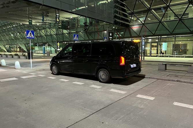 Private Airport Transfer from/to Krakow Balice Airport - A direct ride from Krakow Balice Airport