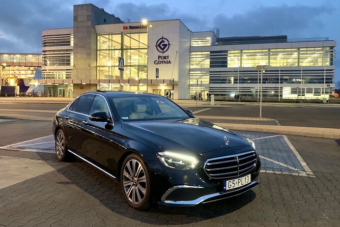 Private Airport Transfer (GDN) to City Center Gdansk (1-3 PAX) - Meeting the chauffeur after baggage collection