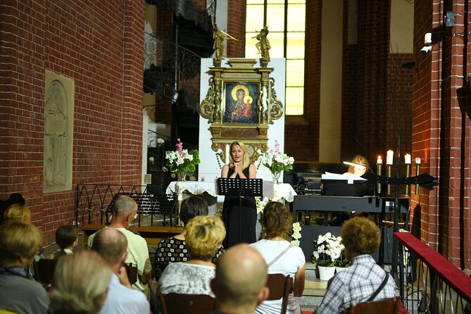 Private Candlelight concerts with classical music in Wroclaw - Why the music feels close