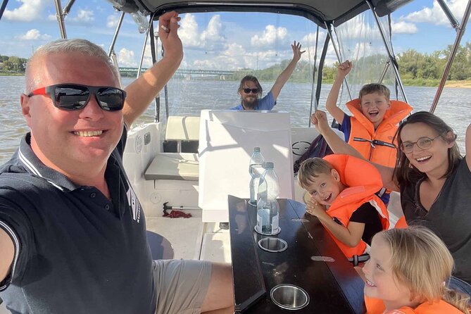 Private Cruise on Vistula in Warsaw for 9 with our Helmsman - Warsaw’s best city view begins at river level