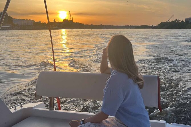Private Cruise on Vistula in Warsaw for 9 with our Helmsman - Royal Castle and Old Town reveal Warsaw’s resilience