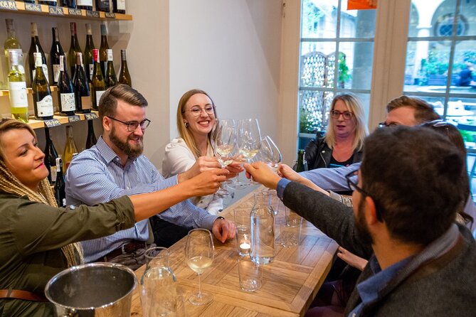 Private Guided Walking Tour in Krakow Wine Bars - What this Krakow wine tour actually offers