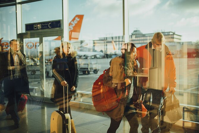 Private One-Way Transfer from Kraków to Katowice Airport - A pickup that starts at your Krakow address