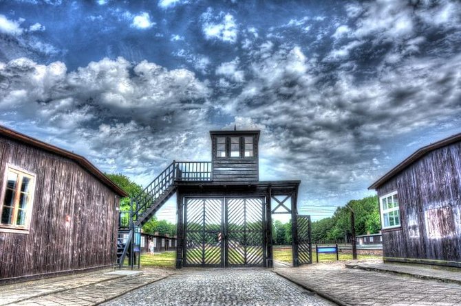 Private Roundtrip Transfer to Stutthof Concentration Camp 4h - Key points at a glance