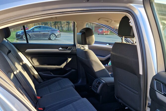 Private Taxi from or to the Krakow Airport - Why punctuality matters on the return trip