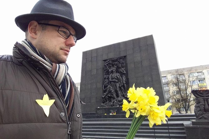 Private Tour: Warsaw Ghetto with a local Historian - Why the driver option is worth considering