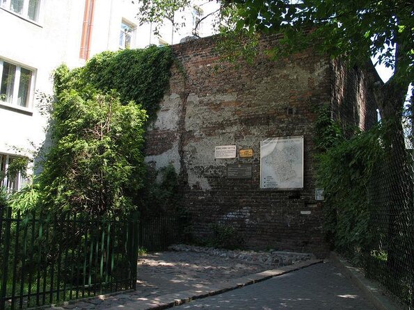 Private Tour: Warsaw's Jewish Heritage by Retro Fiat - Key points to know before booking