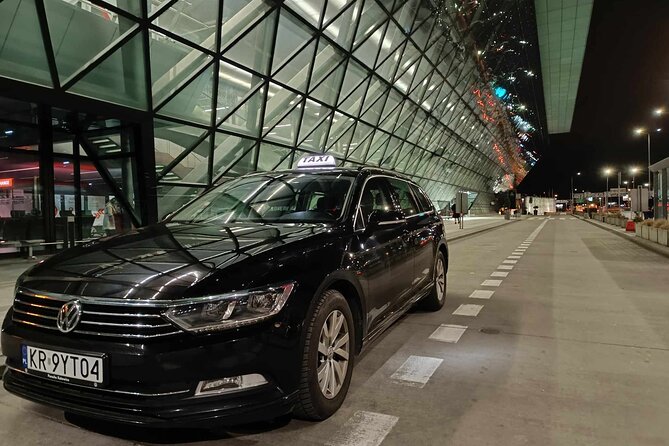 Private Transfer from/to Krakow Airport - Why a private Krakow airport ride can be worth it