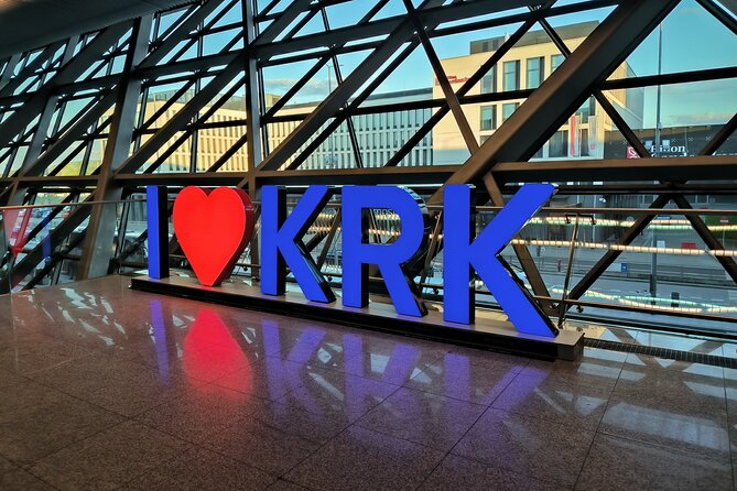 Private transfer from/to Krakow airport / City of Krakow - A private car makes the first hour easier