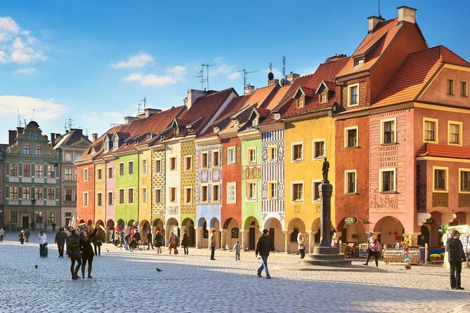 Private walking city tour in Poznan - The June 1956 Events Monument and modern Poland