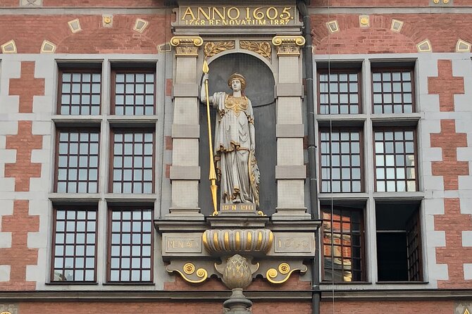 Private Walking Tour of Old Gdańsk with an architect-guide - The Great Armoury and the city’s Renaissance wealth