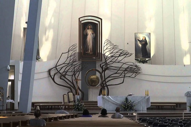 Saint John Paul II Private Day Tour from Krakow - Divine Mercy and the Łagiewniki complex