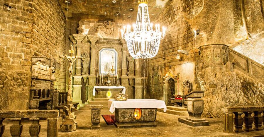 Salt Mine Wieliczka & Lunch & Schindler’s Factory Tour - Going underground at the Wieliczka Salt Mine