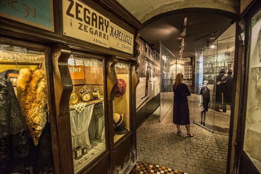 Schindler's Factory + Ghetto in Krakow and Wieliczka Tour - Starting at Schindler’s Factory in Krakow