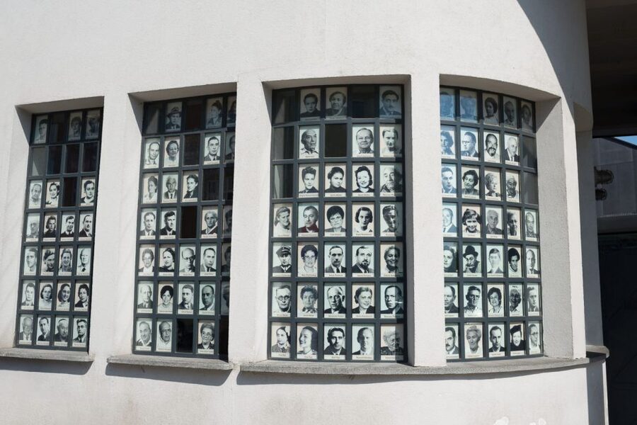 Schindler's Factory Guided Tour - Choosing a language and preparing your visit