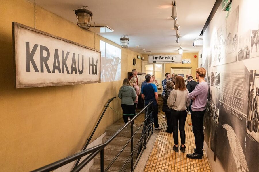 Schindler's Factory Skip-the-line Guided Tour with Options - Who will get the most from this visit