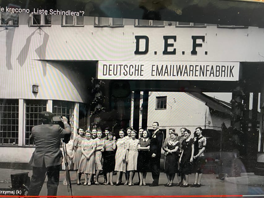 Schindler's List Movie Tour: Historic Sites & Film Location - Walking through Kazimierz with the film in hand