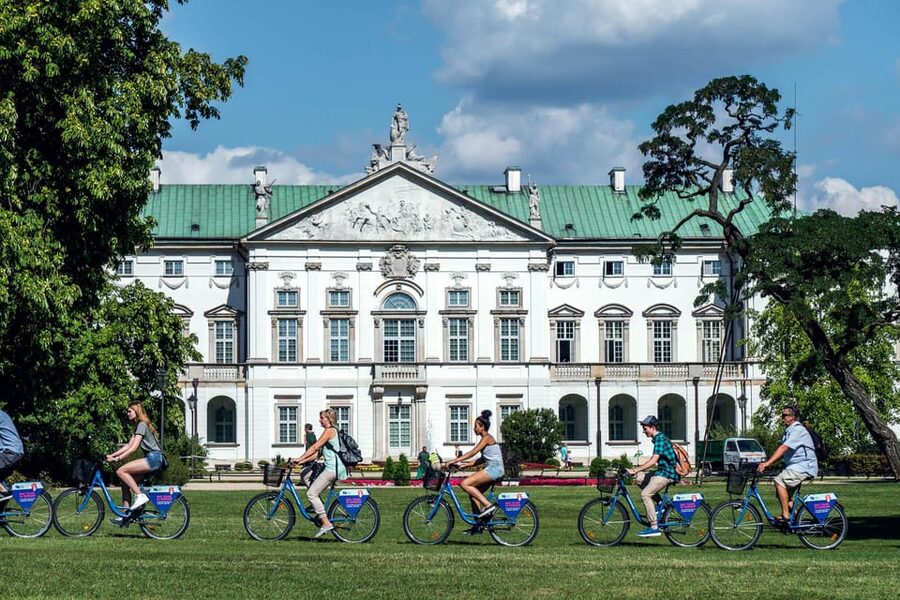 Secrets of Warsaw 4-hour Bike Tour - The Fotoplastikon and Warsaw before 1939