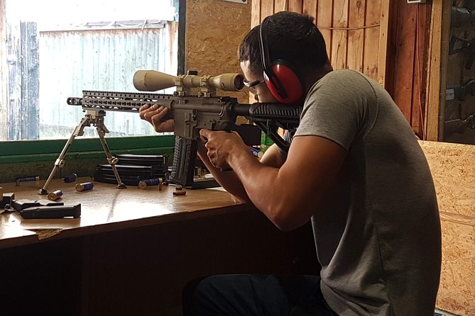 Shooting Krakow+REAL GUN+priv round trip transfer from your hotel - What Happens at the Shooting Center