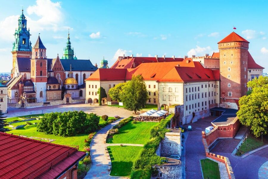 Skip-the-Line Wawel Castle Chambers Private Tour - Key points to know before booking