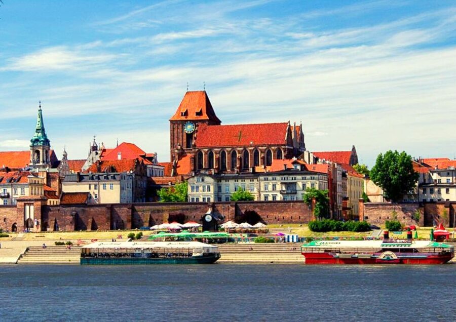 Small-Group Tour from Warsaw to Torun with Lunch - Walking into Torun’s Main Square