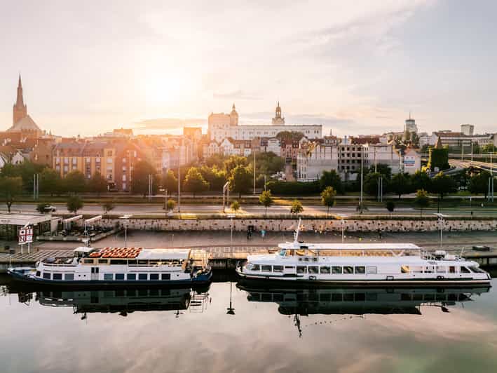 Szczecin: Cruise to the Dąbie Lake - Booking flexibility and meeting details