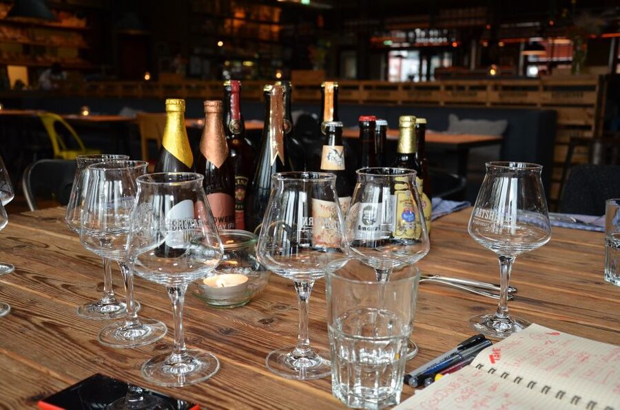 Szczecin Polish Beer and Food Tasting Private Tour - What the guide adds to the evening