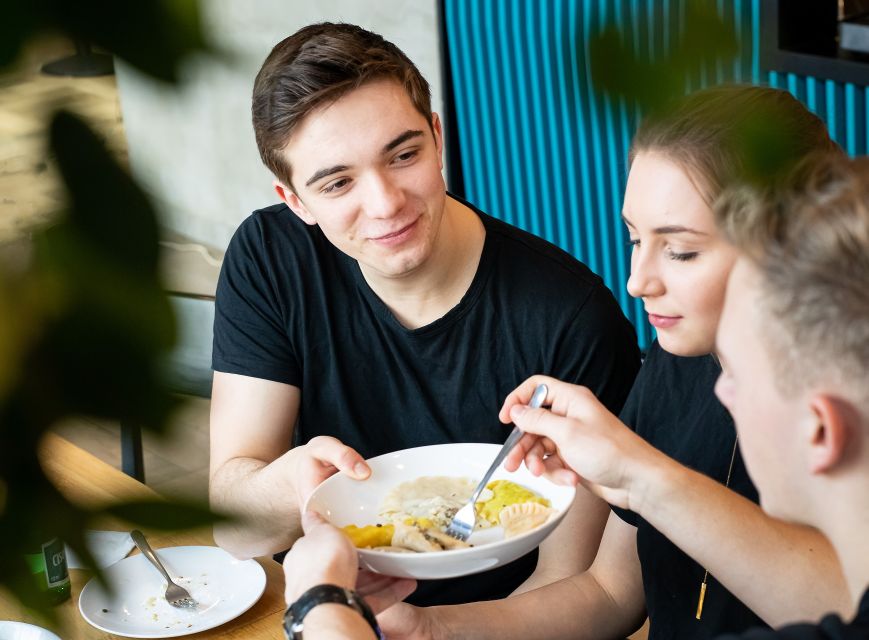 Taste of Poland, food tour and guided walk with 12 tasting - Finishing in New Town with practical Warsaw advice