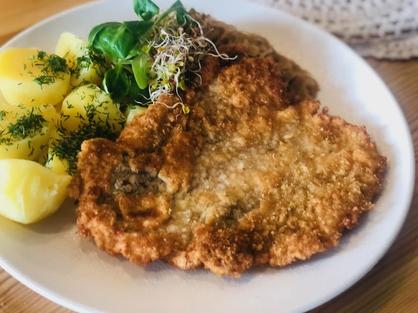 Taste of Poland, food tour and guided walk with 12 tasting - Why this food walk works well in Warsaw