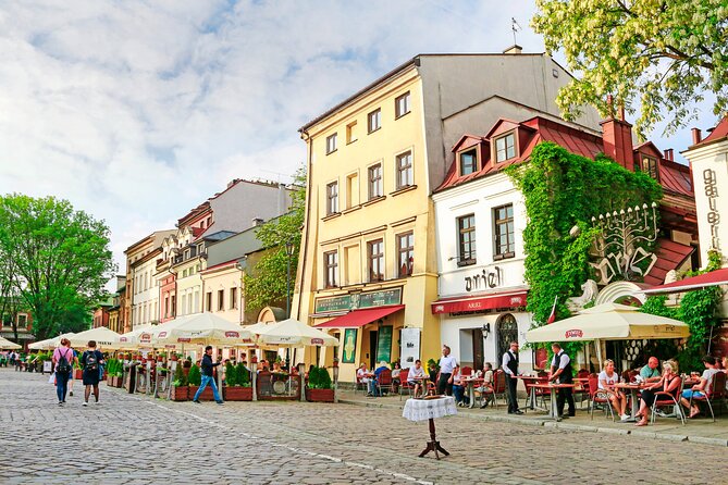 Tour via Kazimierz Quarter by Golf Cart with Schindler's Museum in Krakow - Why this Krakow combination works