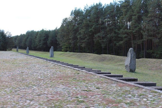 Treblinka Concentration Camp, Heartbreaking Tour from Warsaw - What a strong guide adds to the visit