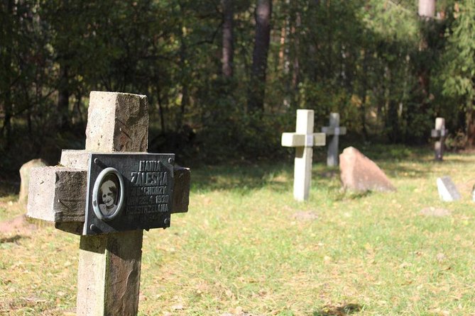 Treblinka Concentration Camp, Heartbreaking Tour from Warsaw - The drive from Warsaw and the first hour