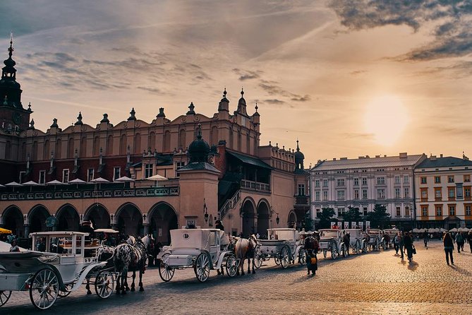 Ultimate Krakow & More 3 Day Private Tour - Walking the Royal Route through Krakow