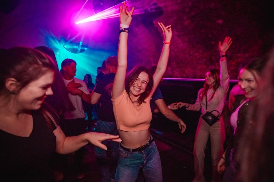 VIP Club Entry and Booth Booking - Is $27 good value for two people?