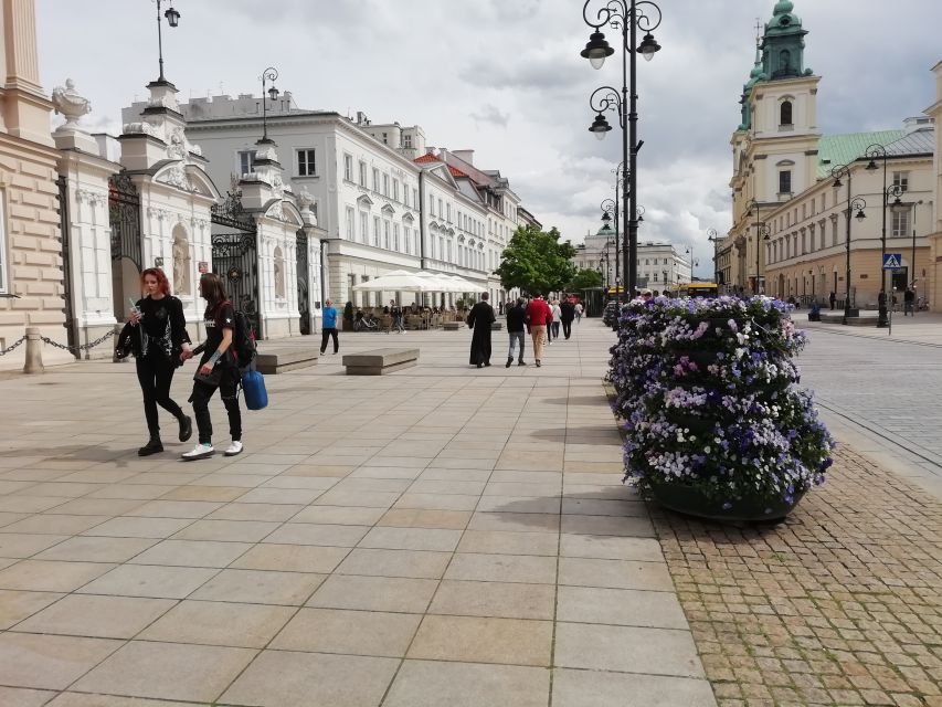 Warsaw: 2-Hour Chopin's Life Walking Tour - Key points at a glance