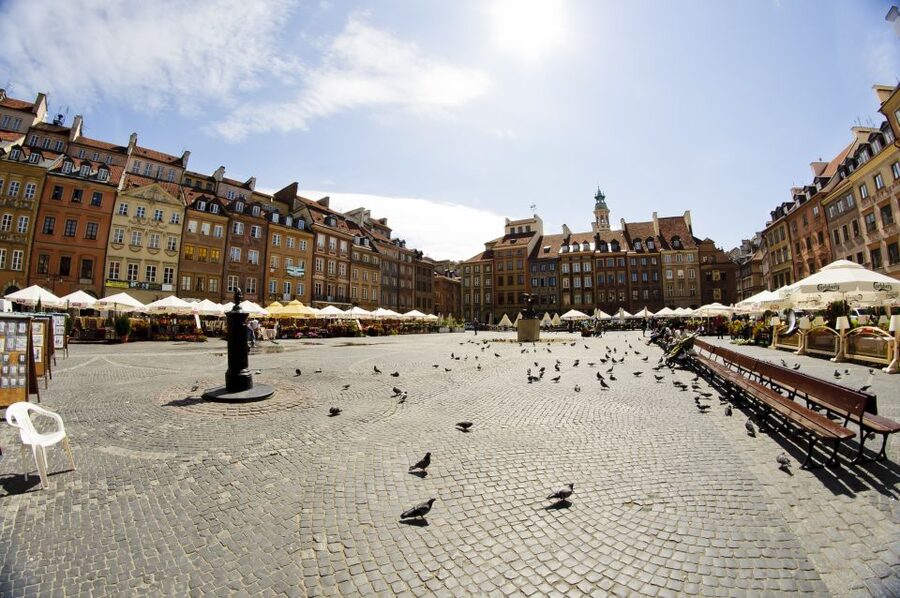 Warsaw: 2-Hour Guided Old Town Walking Tour - St. Mary’s Basilica and Old Town architecture